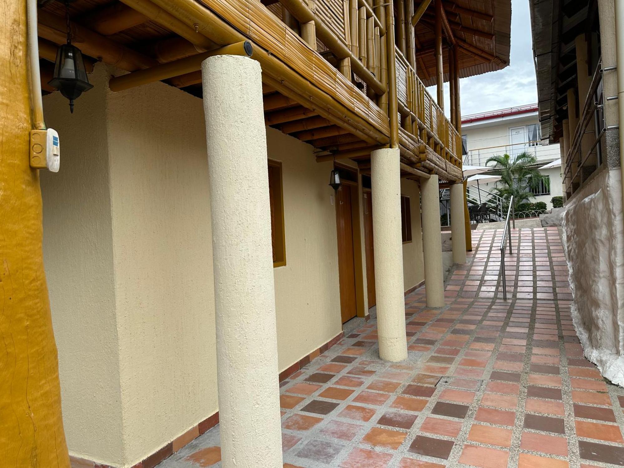 Hv Sueno Real Tatacoa Hotel Villavieja Exterior photo