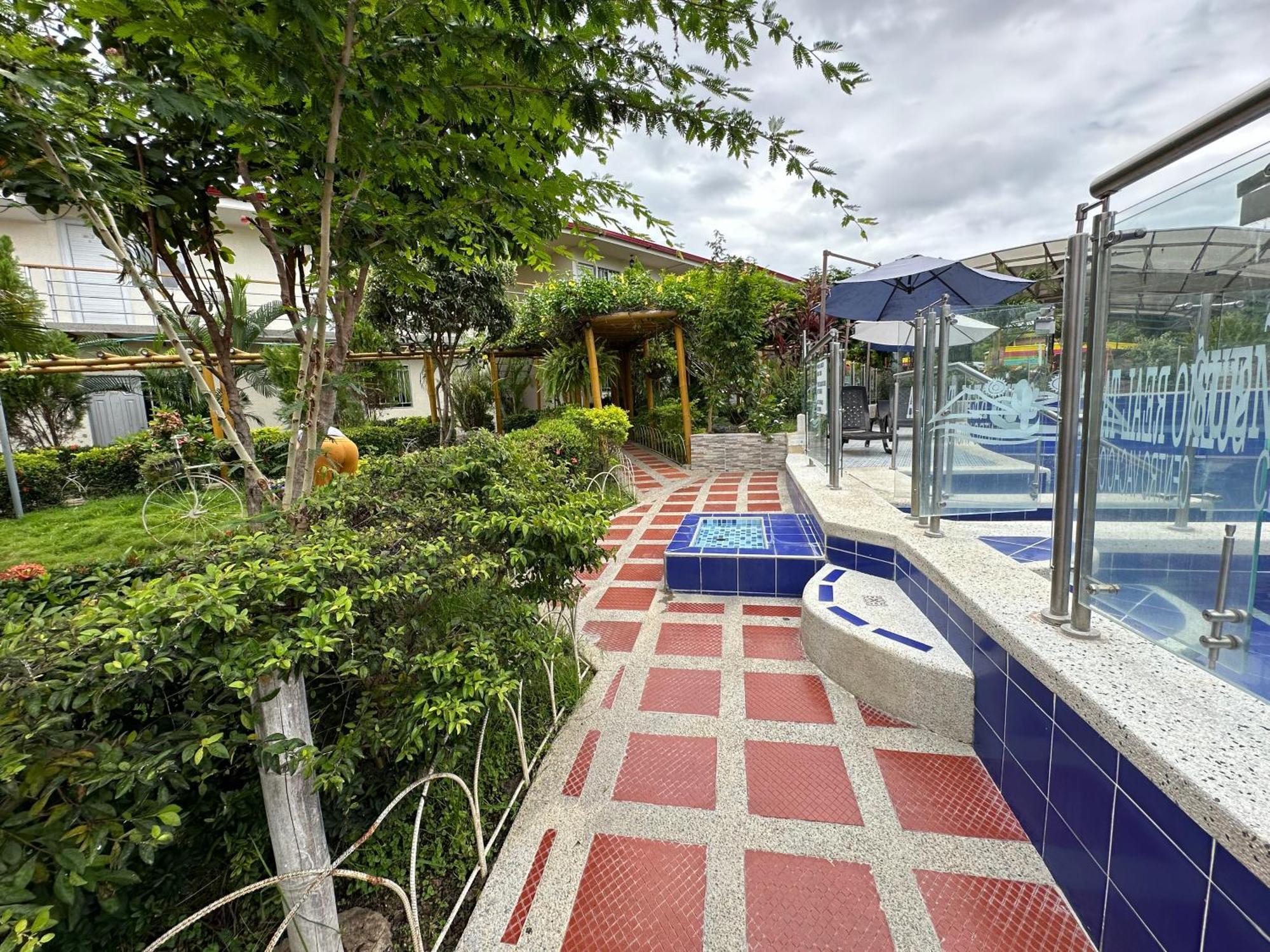 Hv Sueno Real Tatacoa Hotel Villavieja Exterior photo